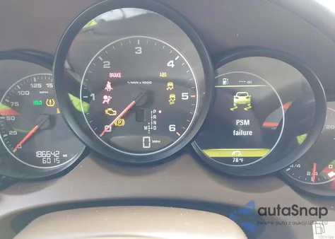 2014 Porsche Cayenne Diesel/Diesel Platinum Edition z USA, uszkodzony, nr VIN WP1AF2A27ELA37260